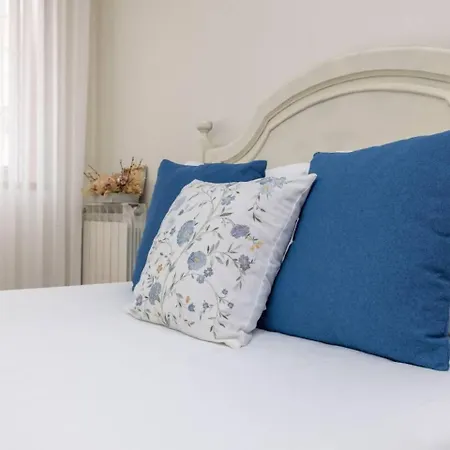 Apartment Lobo *